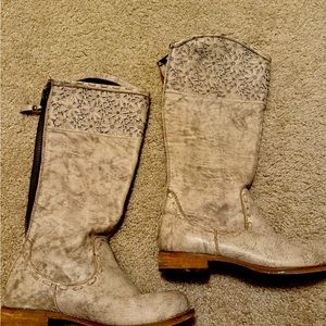 Corral boots. Indie Free Spirit. Gently used.